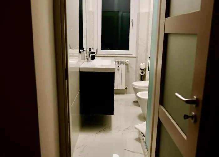 Apartment La Nuova Casa Di Zia - Near Metro A Ponte Lungo *