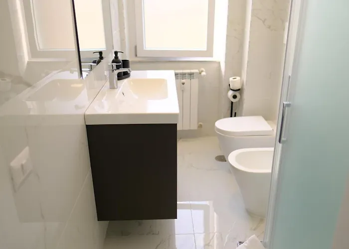 La Nuova Casa Di Zia - Near Metro A Ponte Lungo Apartment Rom