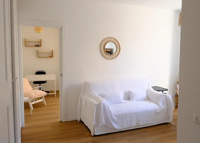 La Nuova Casa Di Zia - Near Metro A Ponte Lungo * Rom